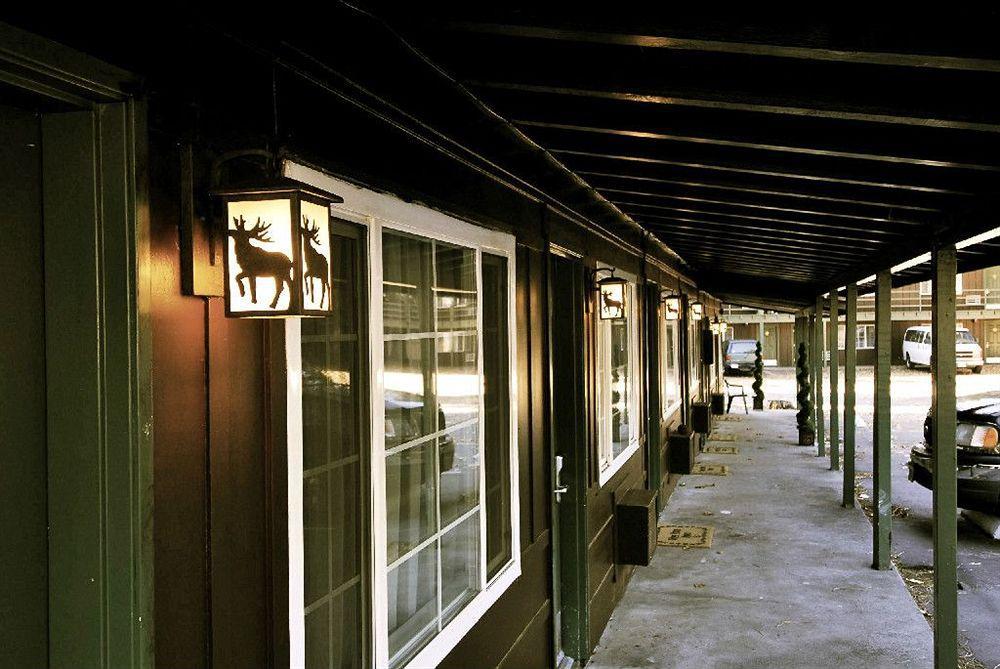 Shasta Inn Маунт-Шаста Экстерьер фото